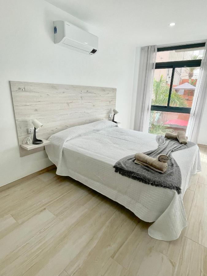 Island Suites 아로나 외부 사진