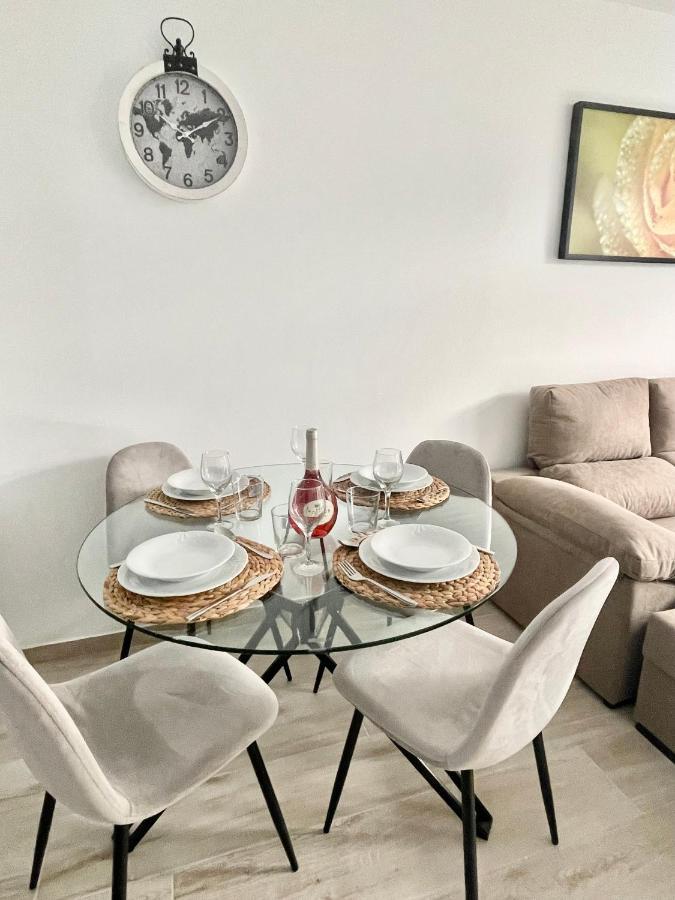 Island Suites 아로나 외부 사진