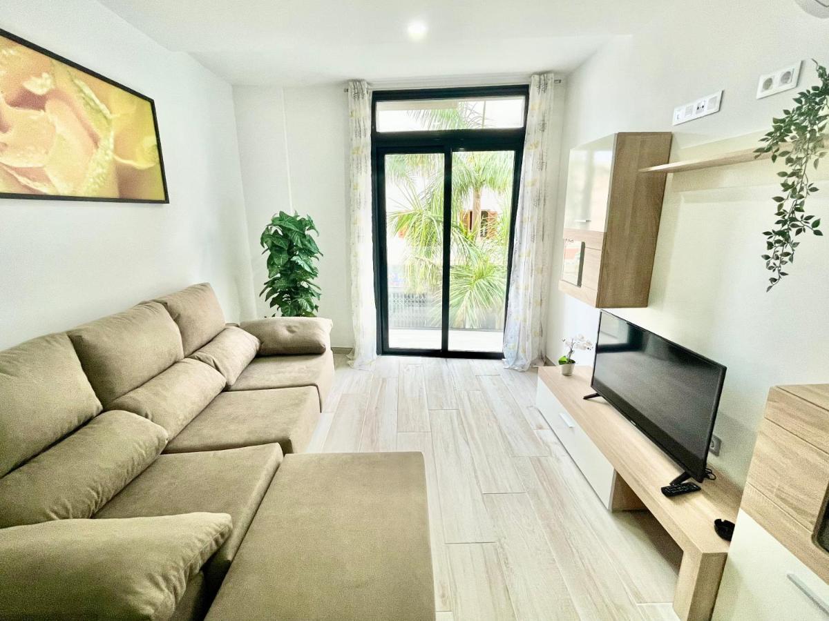 Island Suites 아로나 외부 사진